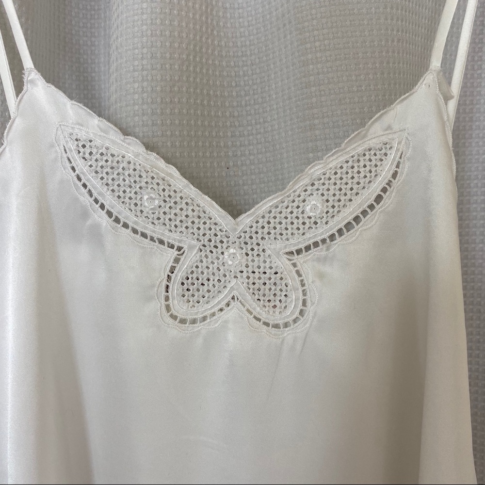 Vintage White Butterfly Embroidered Slip - Picture 2 of 6